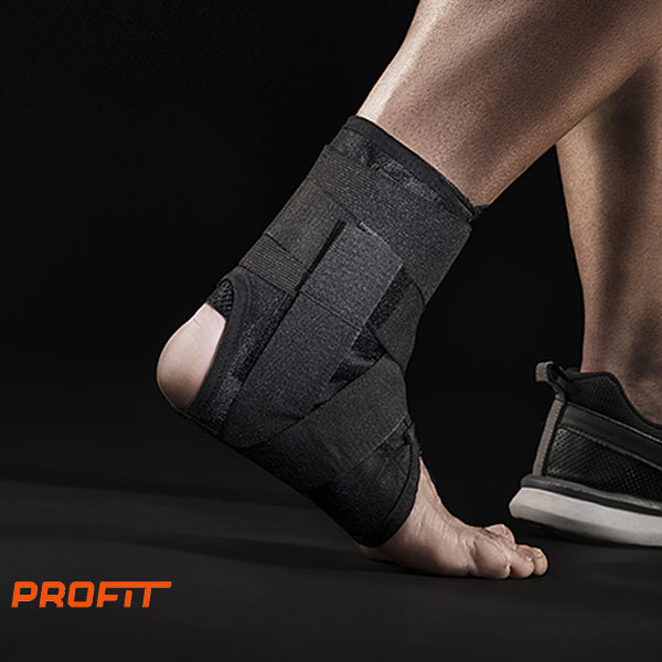 Tobillera con cordones y barras (6400)