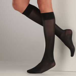 Calcetín de compresión graduada extra fuerte M31; NEGRO